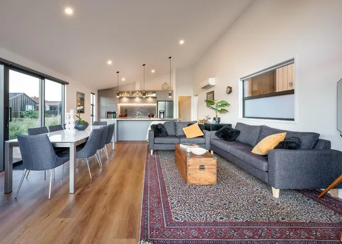 Easy-living With Incredible Views 瓦纳卡